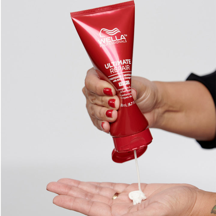 WELLA Kit Ultimate Repair Shampoo 250ml + Conditioner 200ml + Miracle Hair 95ml + Protective Leave In 95ml
