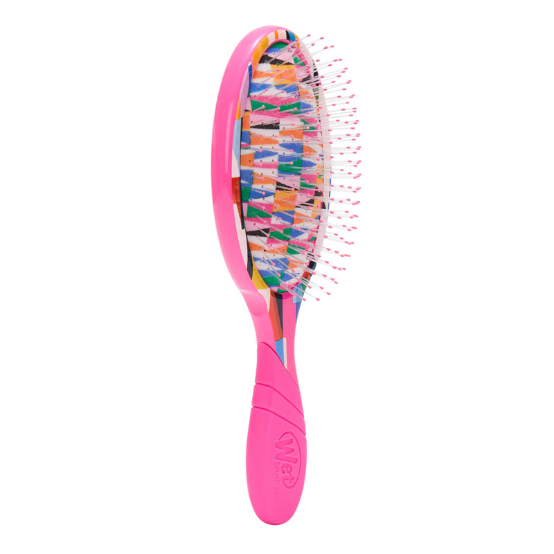 WET BRUSH Pro DetangelerArtful Ace On Target Int